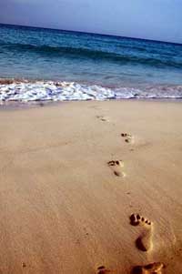 Fußspuren am Strand