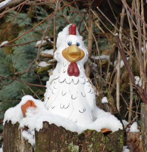 Huhn-Figur, Schnee